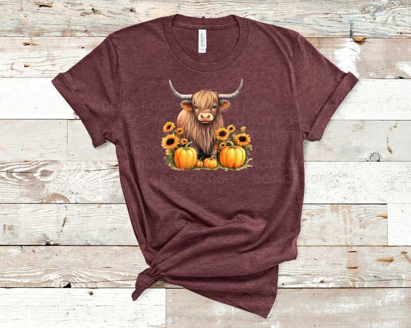 Fall Highland Cow Standing - Graphic Tee