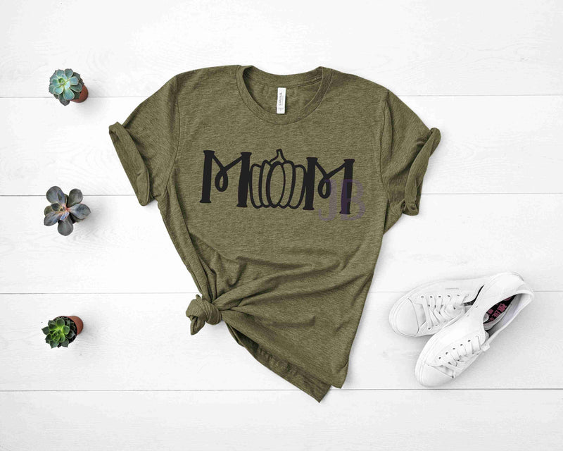 Mom/Pumpkin- Graphic T-Shirt