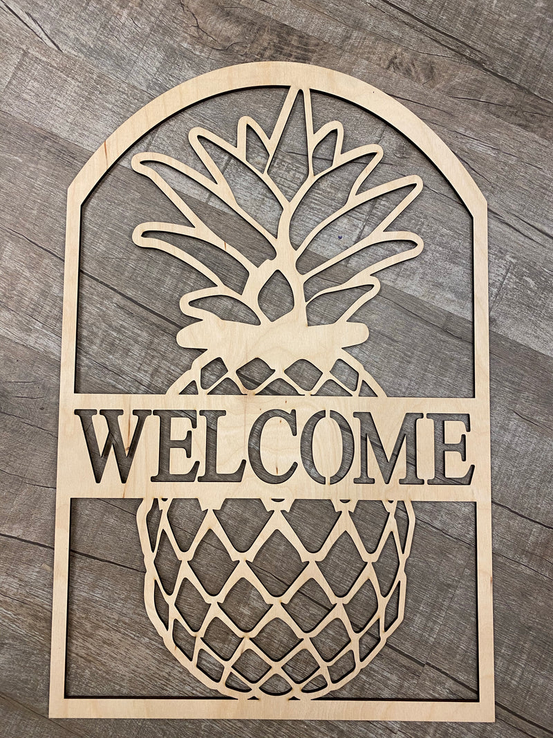 Pineapple Door Hanger- Wood Design
